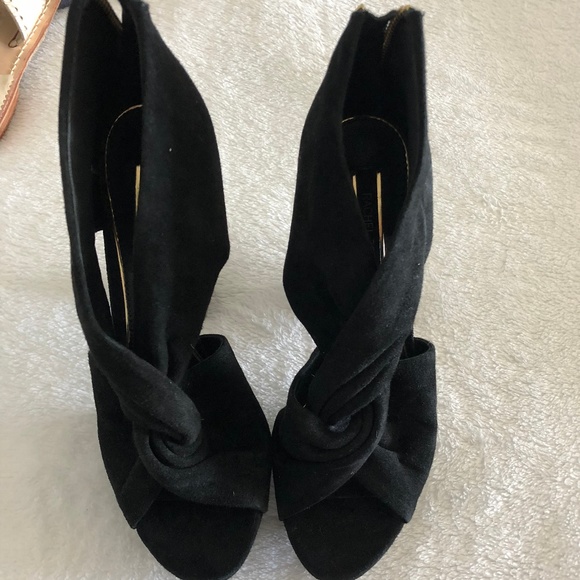 RACHEL ZOE PUMPS - Picture 1 of 4
